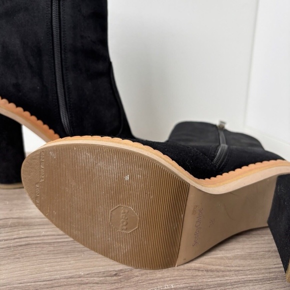 See By Chloe Black and Tan Heeled Boots - Picture 8 of 10